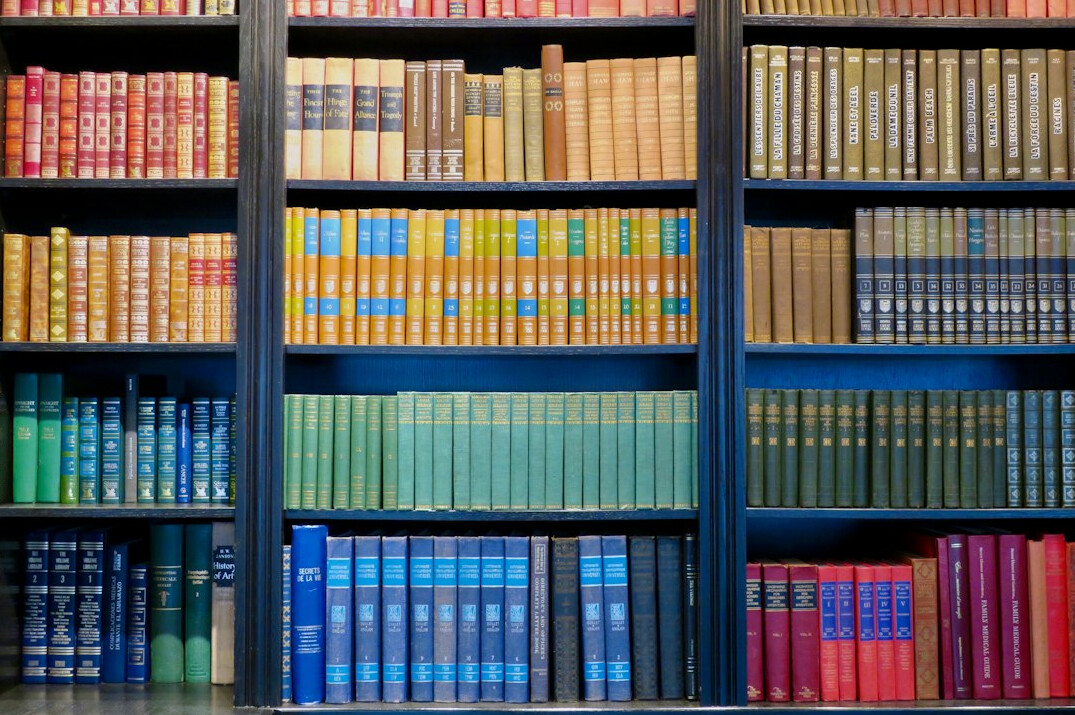 bookshelf with mystery novels